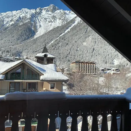 Daire Les Arolles Chamonix