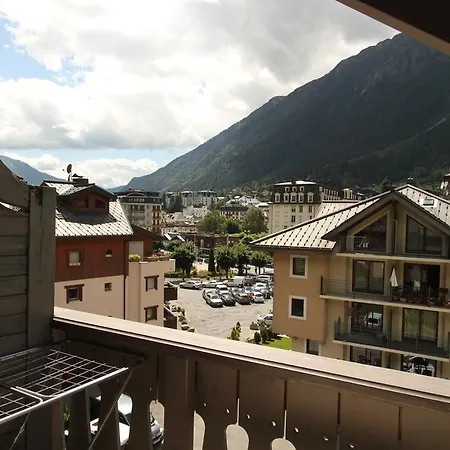 Les Arolles Apartmán *