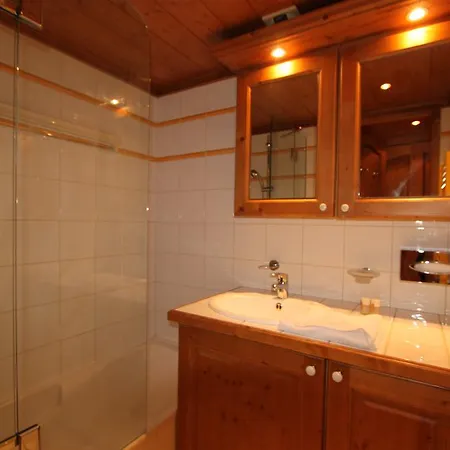 Les Arolles Шамони