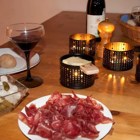 Апартаменты Les Arolles Шамони