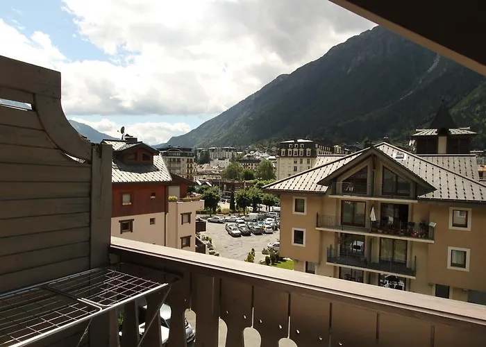 Les Arolles Apartment *