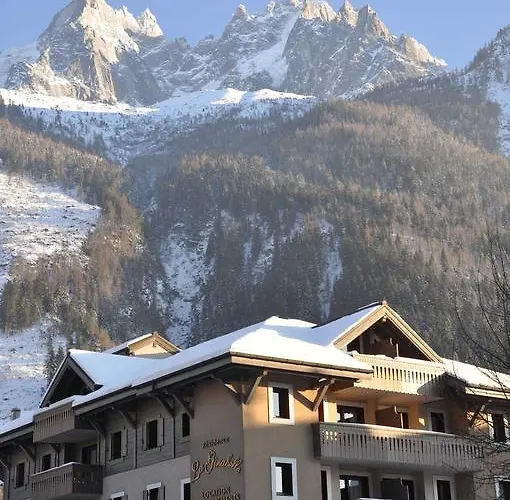 Les Arolles Апартаменти